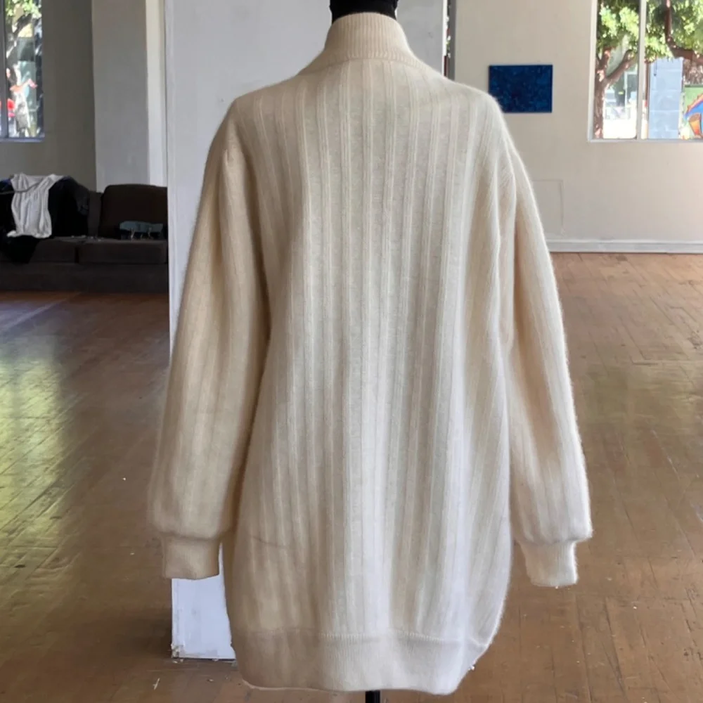Vintage ivory Angora long sleeve, open front cardigan - Picture 9 of 15